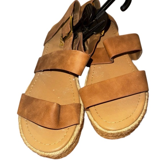 Soda Shoes - Soda Women's Tan Sandals